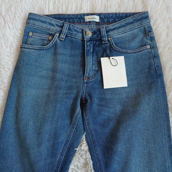NWT Toteme Straight Leg Denim Mid Blue Wash Jeans 25/32. Inseam 26" - Picture 4 of 11